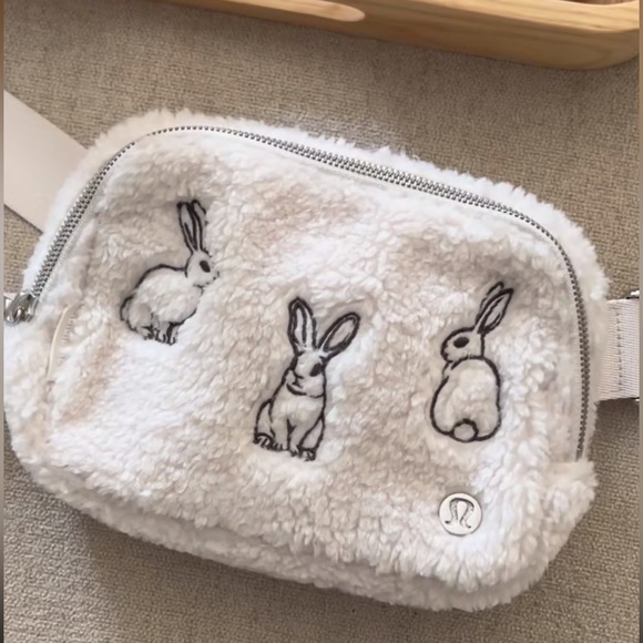 Lululemon Rabbit Fleece Everywhere Belt Bag (Lunar New Year Limited Edition) - Picture 2 of 6
